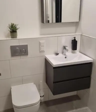 Brandneues Stadtglanz Apartment *